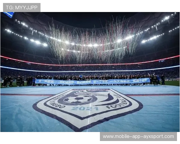 大连英博王禹前场抢断反击成功